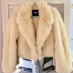 Zara Women's Plush Butter Yellow Teddy Jacket